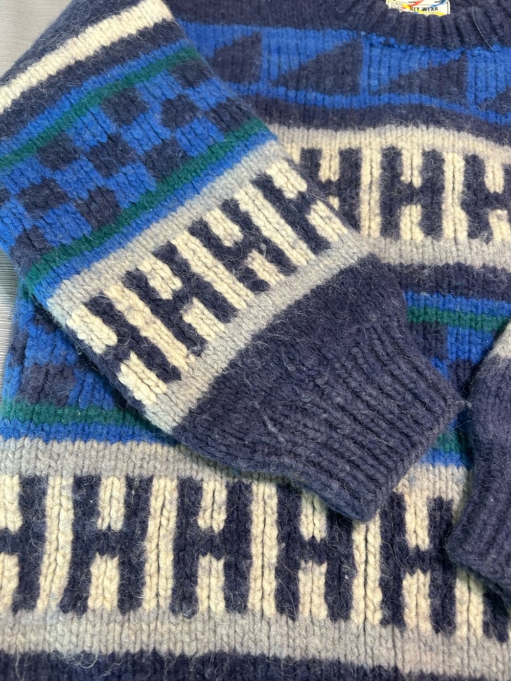 Women's Navy & Cream Geometric Crewneck Sweater - Picture 4 of 14
